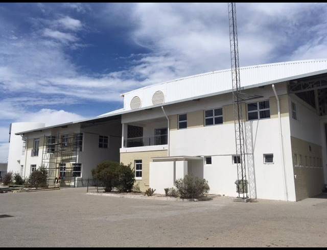 900M² OFFICE TO LET IN CAPRICORN